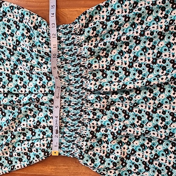 🔥Clearance🔥 Michael Kors Carnation Print Smocked Mini Dress - Picture 6 of 11